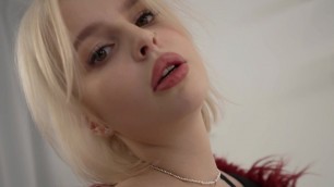 Truly epic DP busty white skinned blonde &lpar;short version&rpar;