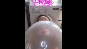 Bubbles Show Barbie