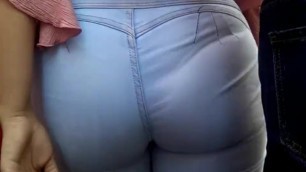 Perfect Candid Teen Ass with Tight Jeans