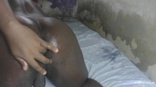 Ebony Man Fingers Asshole