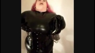 Fetish Kimmy Gas Mask