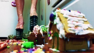 Christmas in July- the Gingerbread Giantess