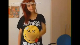 Another sexy redhead 1&period; More on webcamdasprimas&period;com